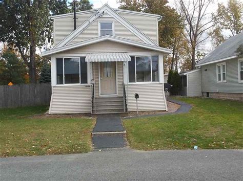 Loudonville Houses Rentals by Zip Code. . Houses for rent colonie ny